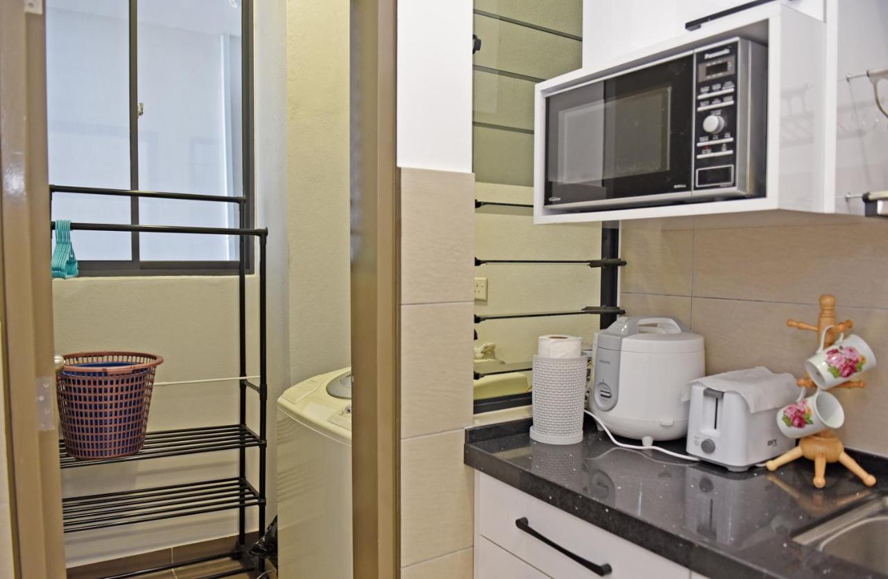 Mines Astetica Lake View Condo Seri Kembangan V1 Exterior foto